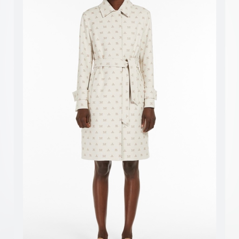 SOLD! MAX MARA FULL LOGO TRENCH COAT SIZE: US6 IT40 NEW WITH TAG FALL/WINTER - Picture 1 of 16